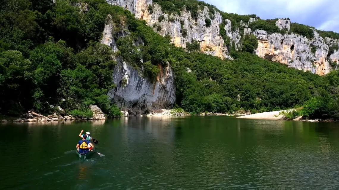 Terroirs d’excellence en Ardèche (Des racines & des ailes)
